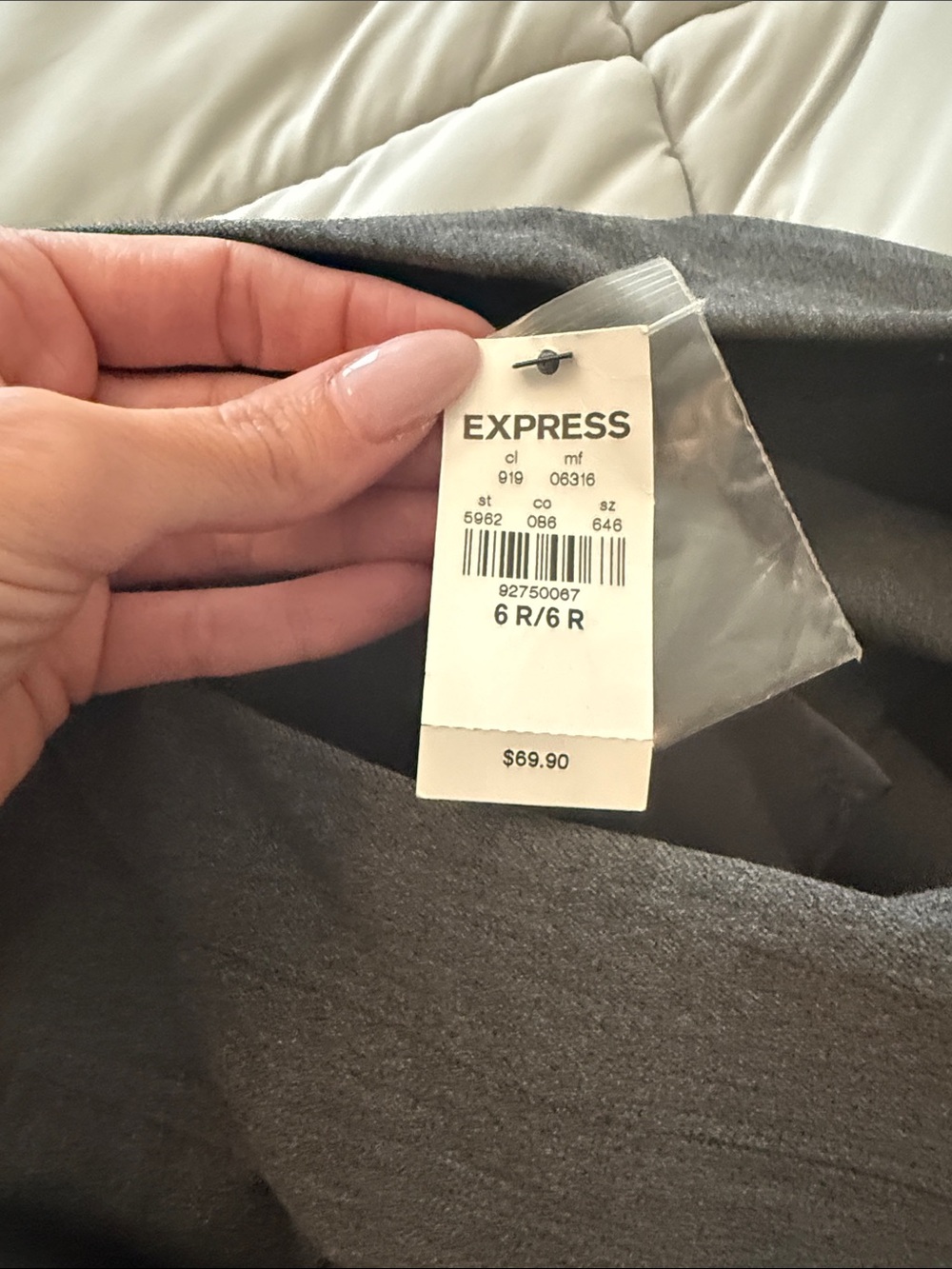 NWT- Express Studio Stretch Editor Charcoal Wide-Leg Ponte Pants - Picture 8 of 8